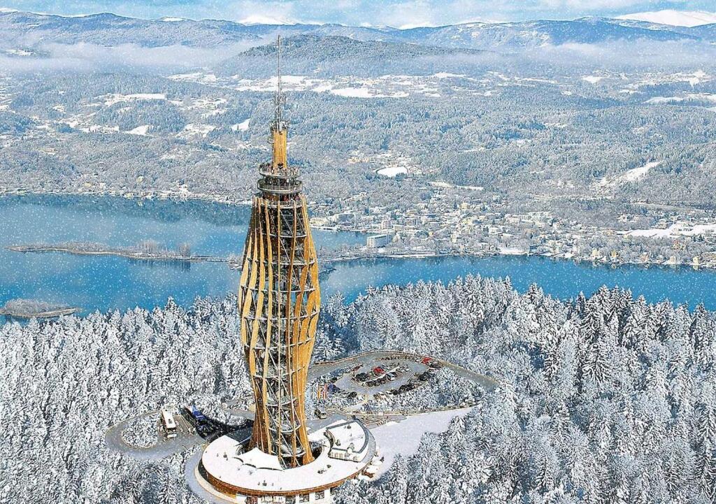 Stunning Woerthersee Holiday Home Sekull Bagian luar foto